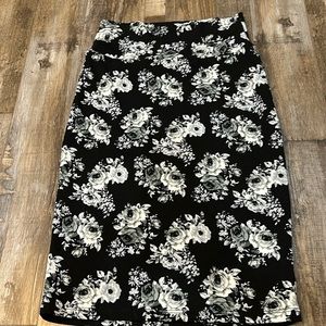 Lularoe Cassie skirt